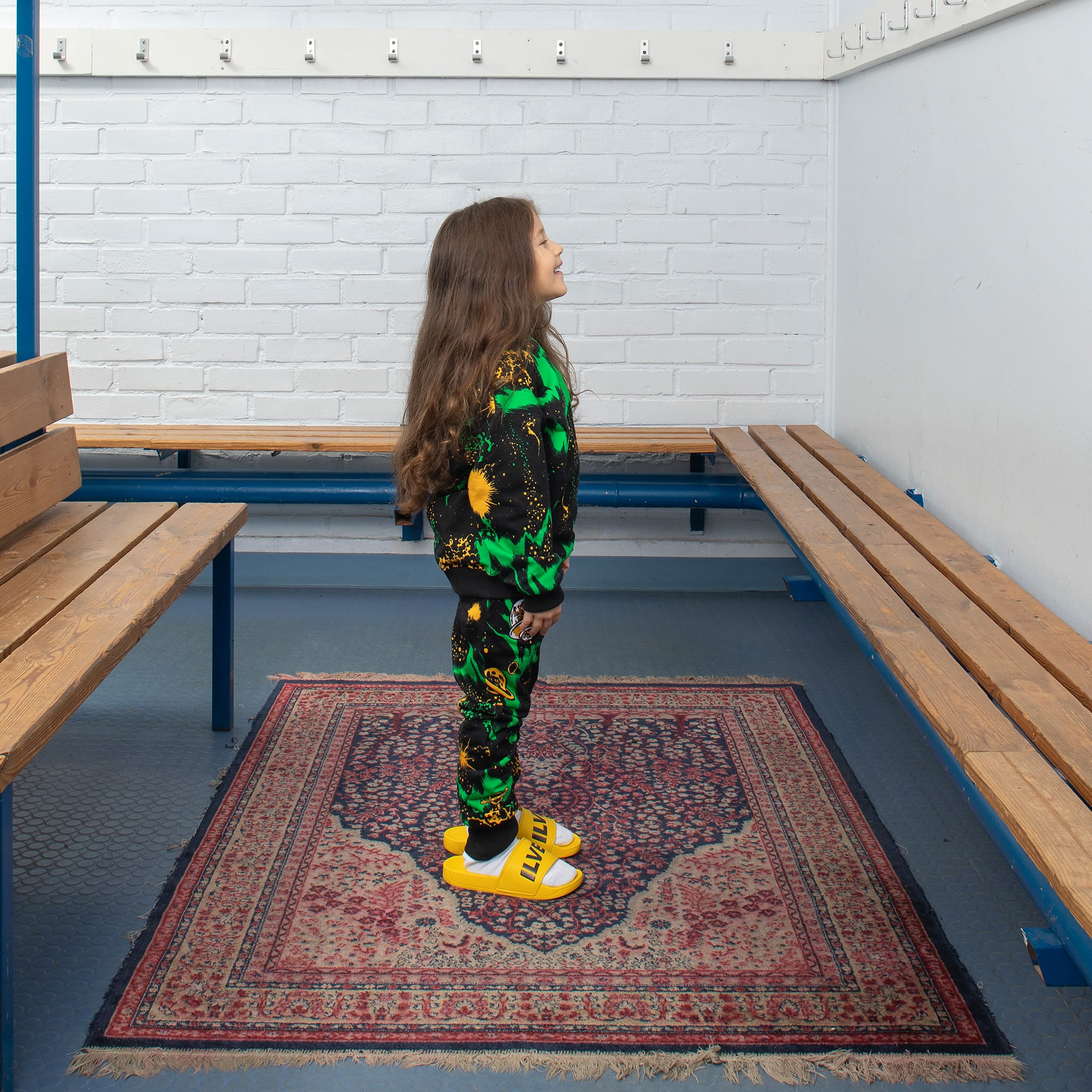 ilves_kids_hoodie_2 Ilves-Elvis Space-collegehousut, lapset - Image 2